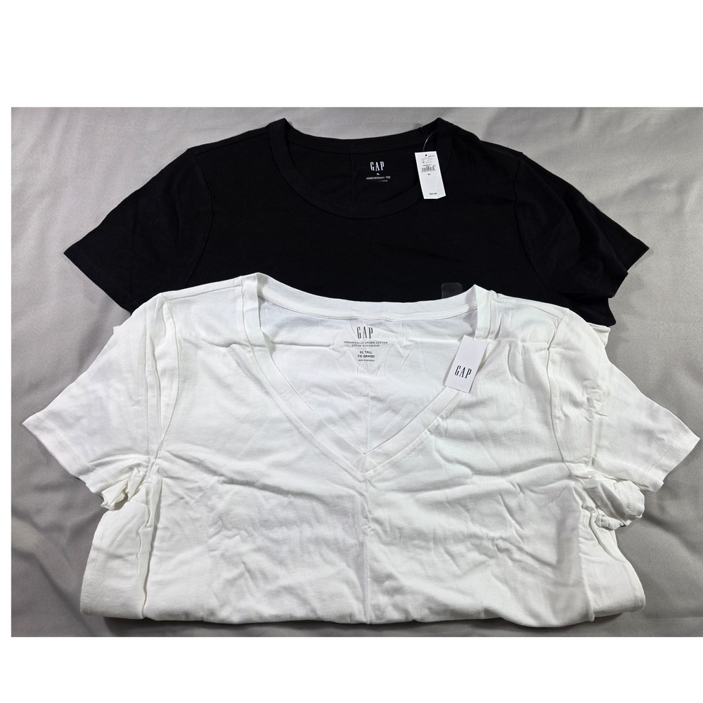 Gap T-Shirt 2 Pack Bundle Women XL Black Crew Neck White V-Neck Cotton NEW